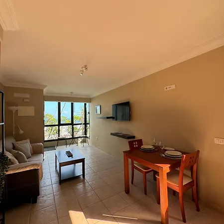 Centrico Con Piscina *