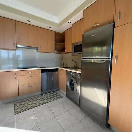 Centrico Con Piscina 公寓 *