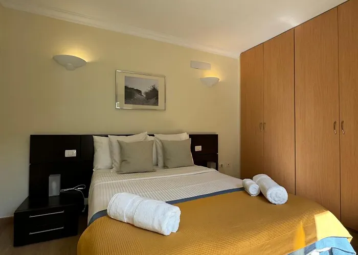 Centrico Con Piscina *