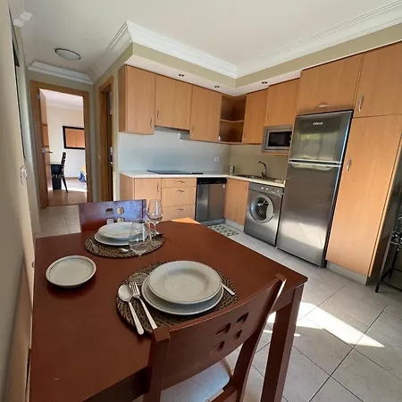 Centrico Con Piscina Apartment *