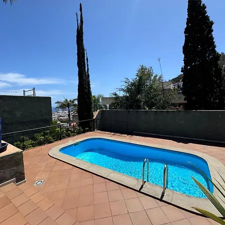 Centrico Con Piscina Апартаменты