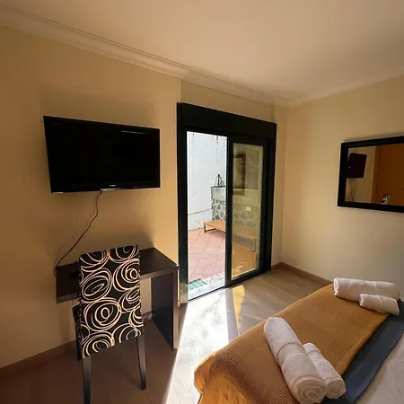 Céntrico Con Piscina Appartamento