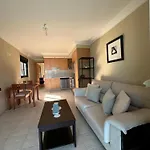 Apartment Centrico Con Piscina