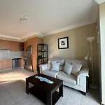 Apartment Centrico Con Piscina