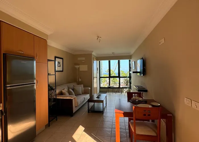 Centrico Con Piscina Apartament *